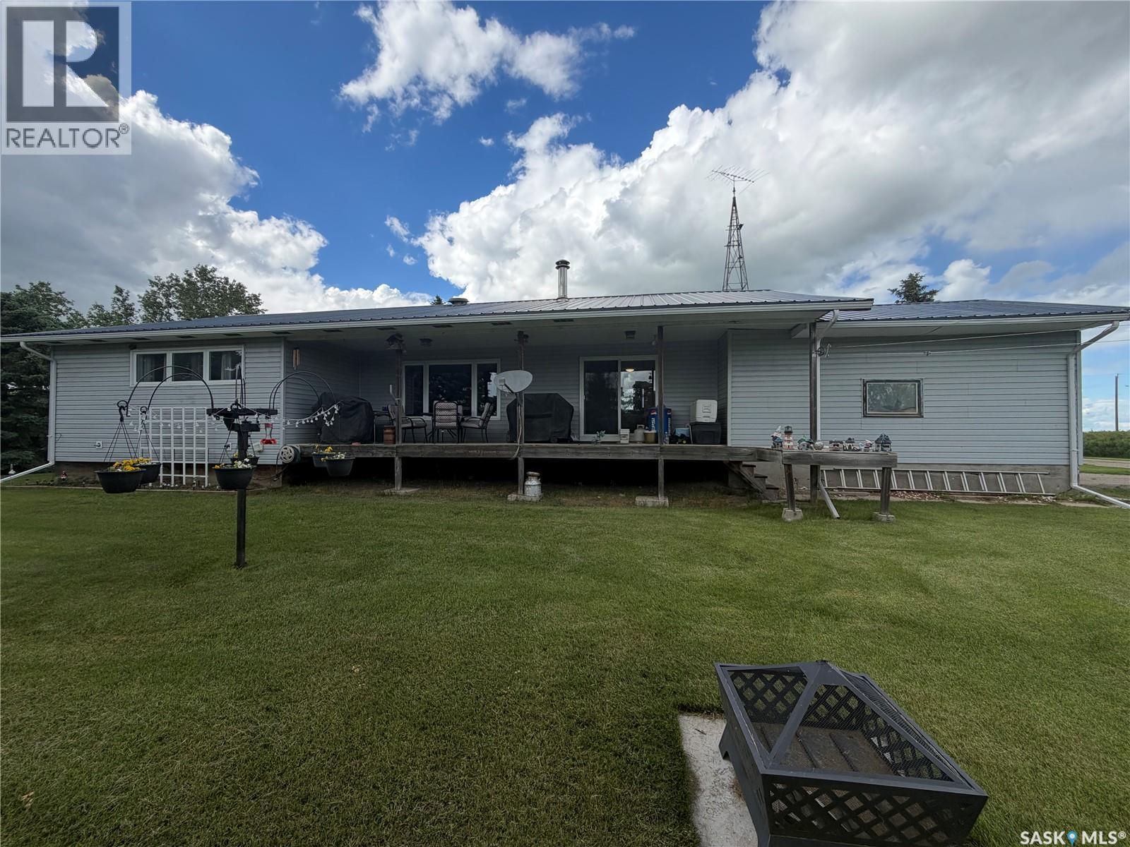 Pollock Acreage. 9 Acres Rm Of Fillmore, Fillmore Rm No. 96, Saskatchewan  S0G 1N0 - Photo 3 - SK041070