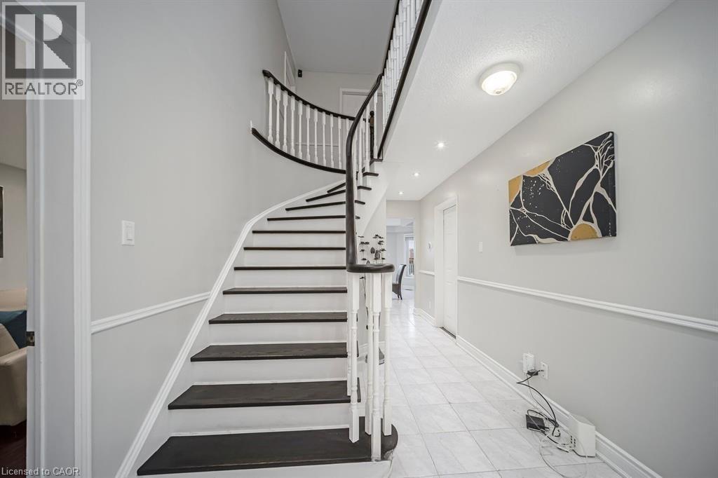 692 Huntington Ridge Drive, Mississauga, Ontario  L5R 1Z5 - Photo 22 - 40847596