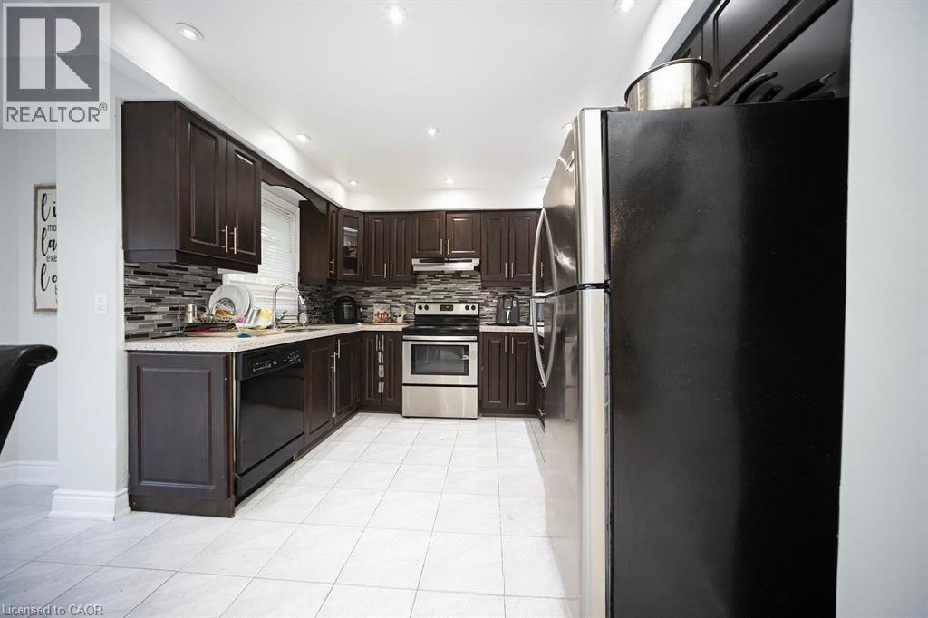 692 Huntington Ridge Drive, Mississauga, Ontario  L5R 1Z5 - Photo 18 - 40847596