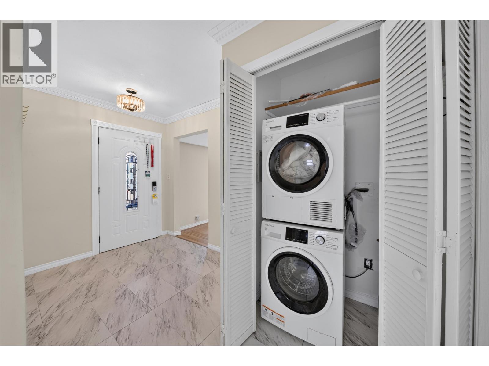 4116 Gilpin Crescent, Burnaby, British Columbia  V5G 2K2 - Photo 19 - R3158220
