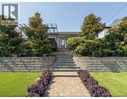1707 NANAIMO STREET, New Westminster, British Columbia