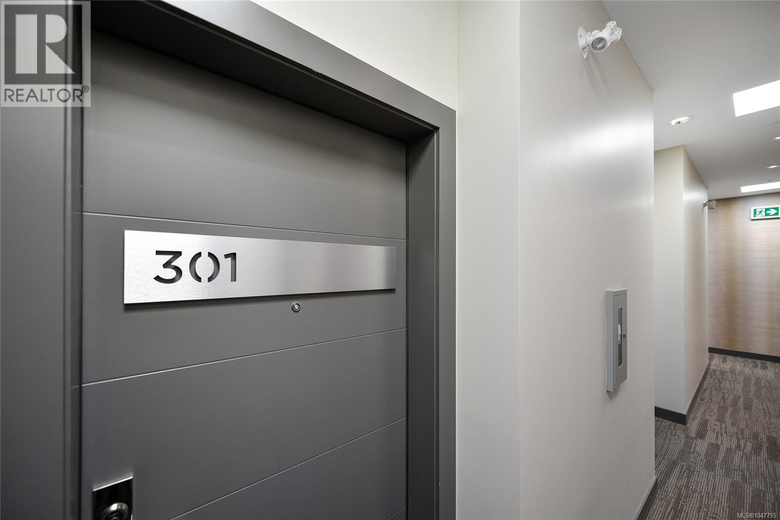 301 2580 Penrhyn St, Saanich, British Columbia  V8N 1G3 - Photo 62 - 1047755