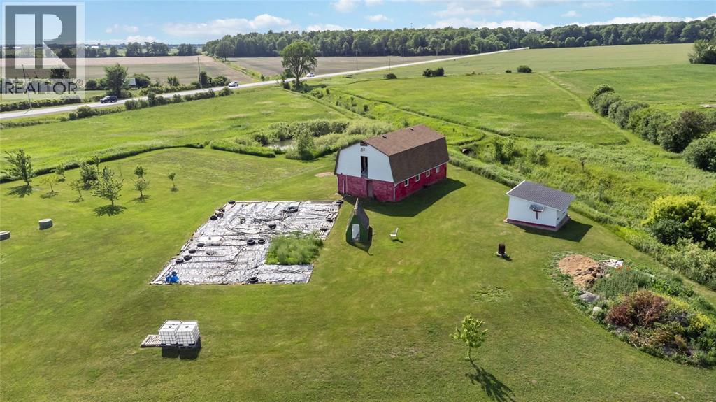 2380 Plank Road, Petrolia, Ontario  N0N 1R0 - Photo 30 - 26014226