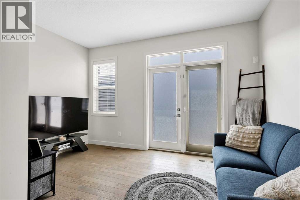 42 Sherwood Row Nw, Calgary, Alberta  T3R 0X1 - Photo 8 - A2335101