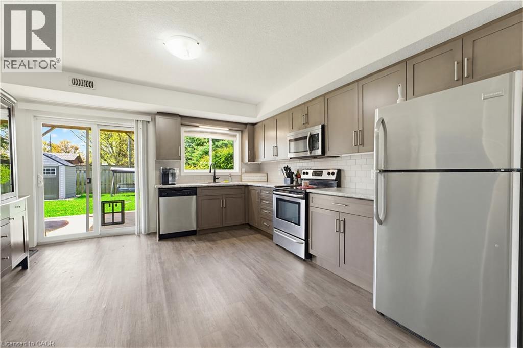 399 Greenfield Avenue, Kitchener, Ontario  N2C 1E6 - Photo 19 - 40843159