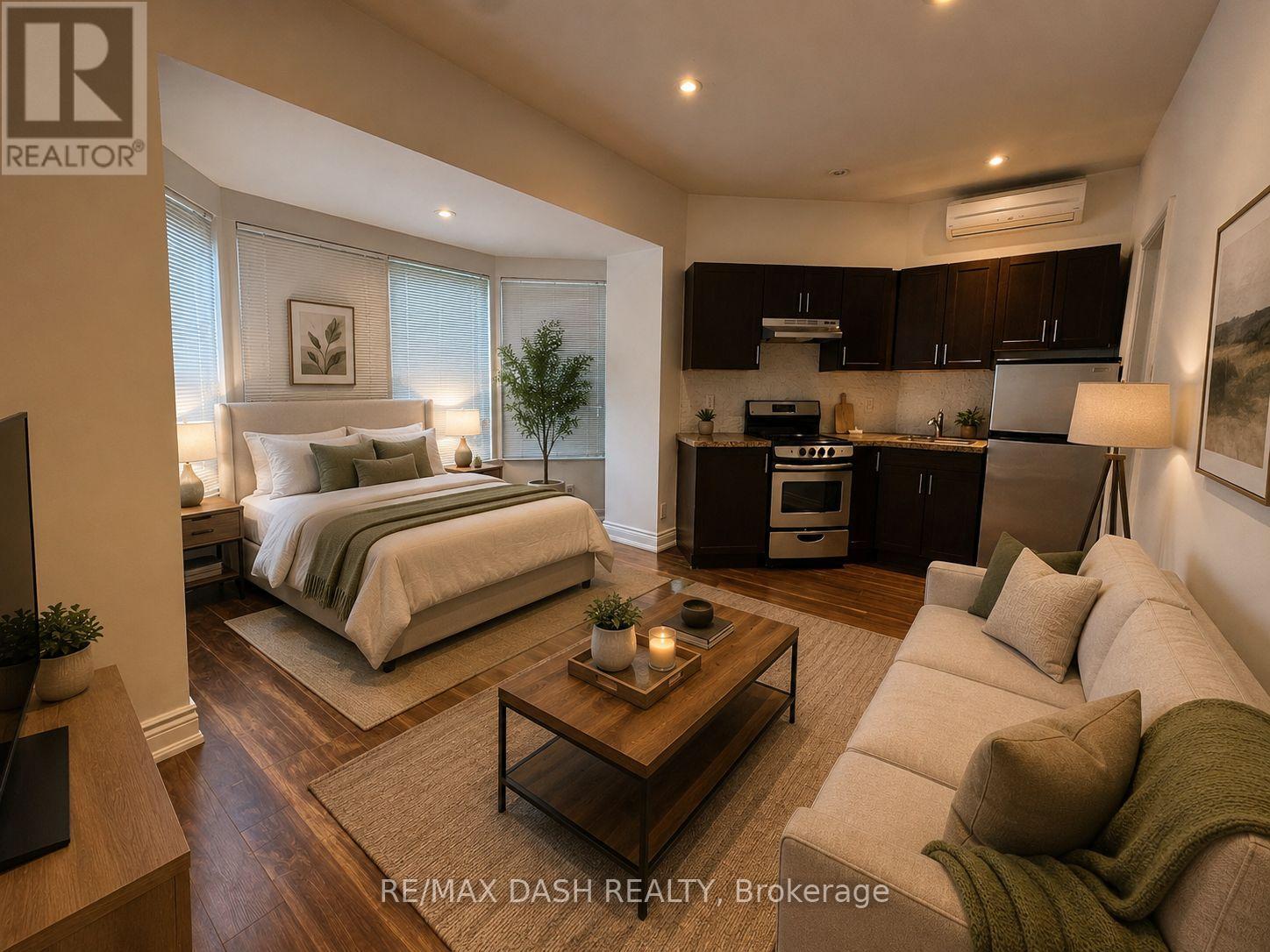 101 - 141 ADMIRAL ROAD, Toronto, Ontario