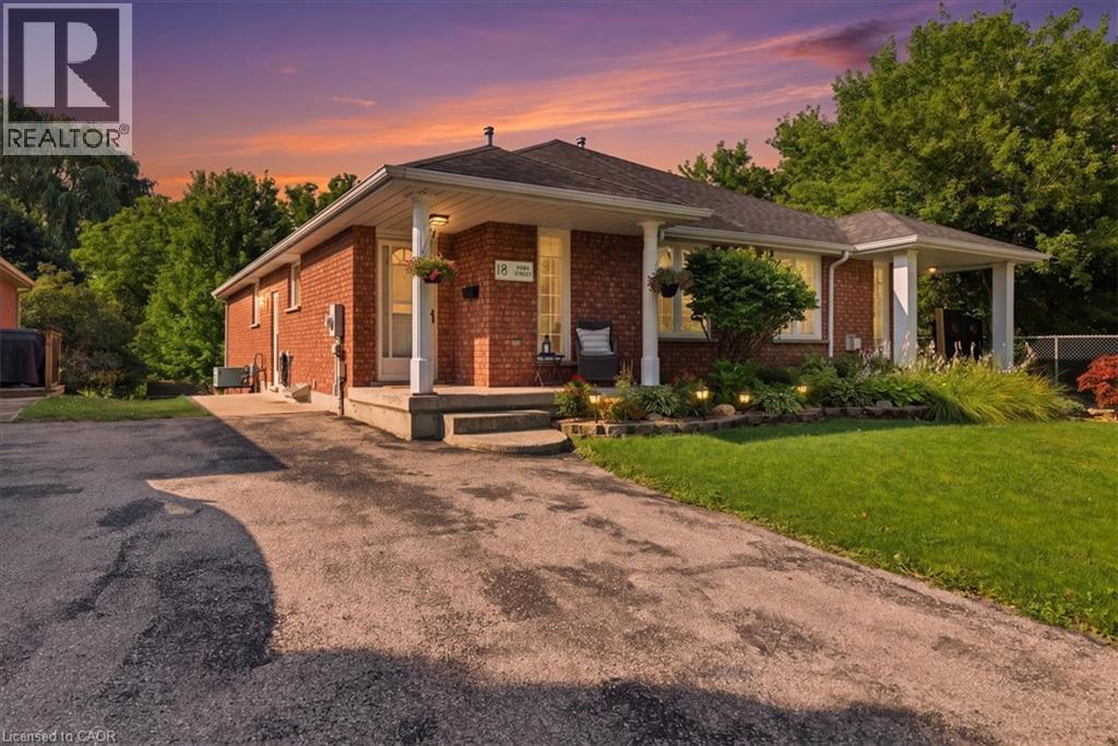 18 Hawk Street, St. George, Ontario  N0E 1N0 - Photo 3 - 40851268