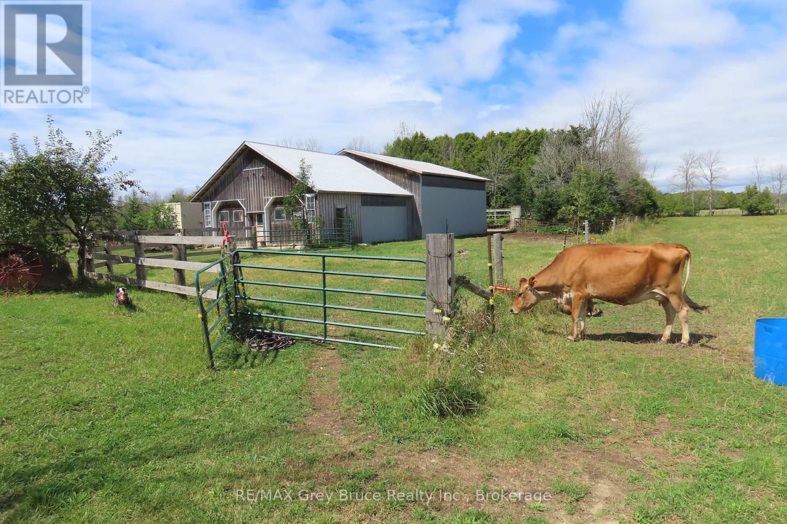 649 The Bury Road, Northern Bruce Peninsula, Ontario  N0H 1W0 - Photo 14 - X13708906