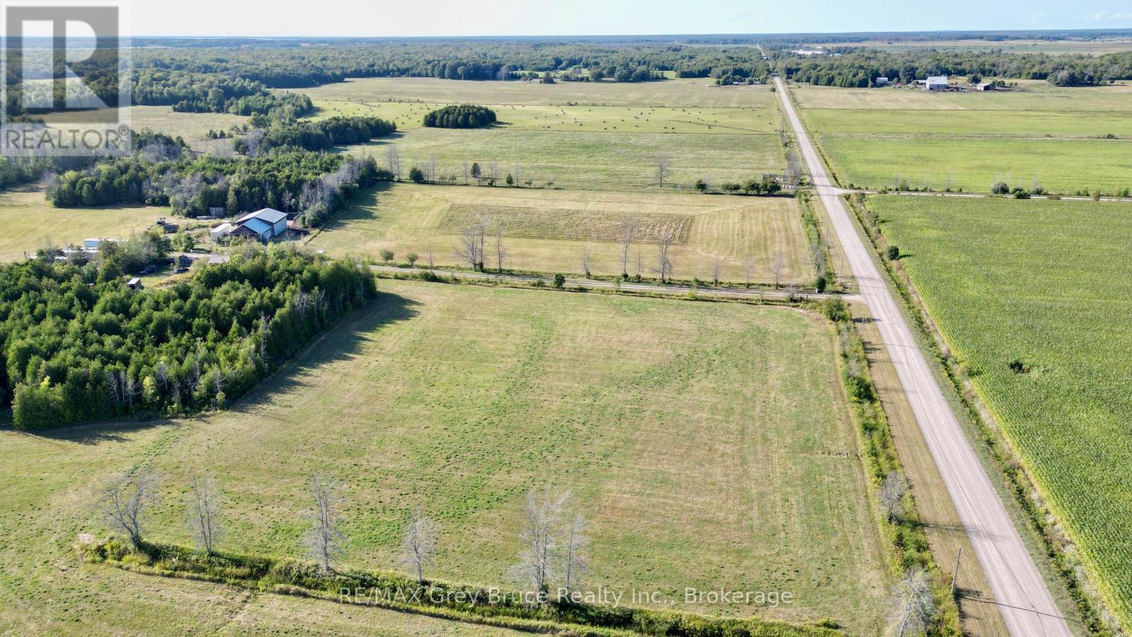 649 The Bury Road, Northern Bruce Peninsula, Ontario  N0H 1W0 - Photo 2 - X13708906