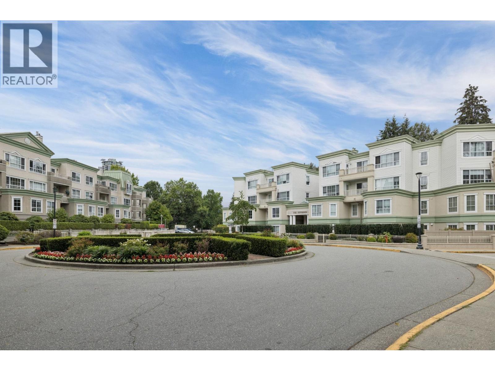 418 2960 PRINCESS CRESCENT, Coquitlam, British Columbia