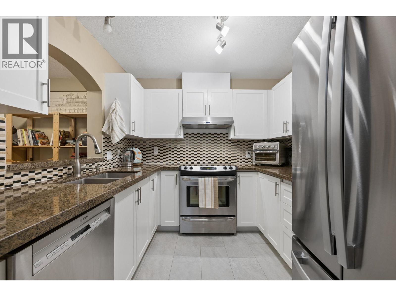 418 2960 Princess Crescent, Coquitlam, British Columbia  V3B 7P2 - Photo 17 - R3158116