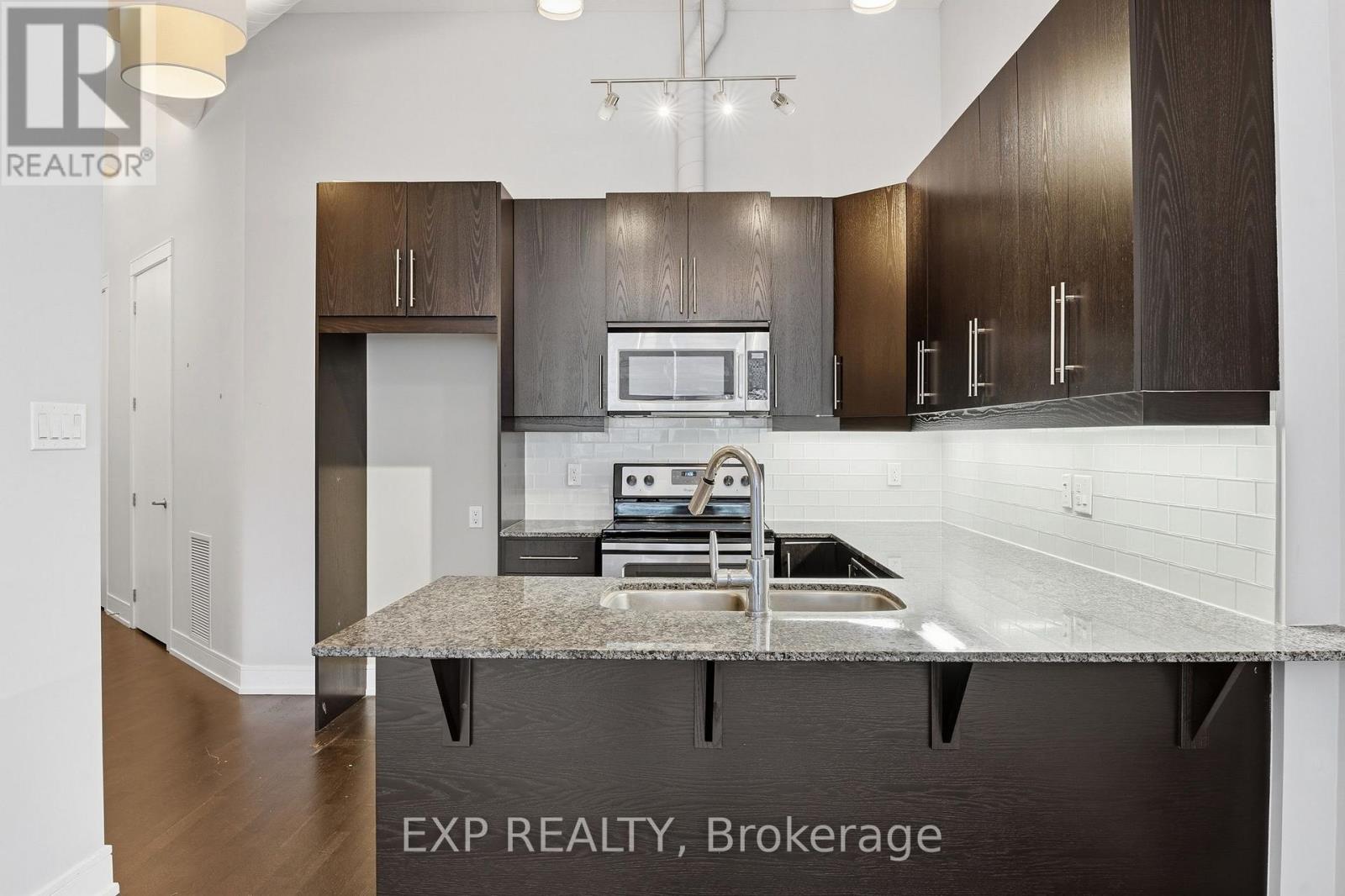 417 - 112 Benton Street, Kitchener, Ontario  N2G 3H6 - Photo 7 - X13708908