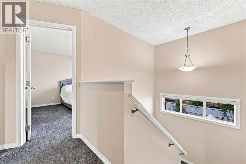 754 Luxstone Gate Sw, Airdrie, Alberta  T4B 0H3 - Photo 15 - A2337244