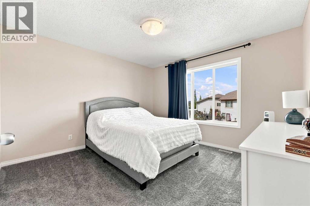 754 Luxstone Gate Sw, Airdrie, Alberta  T4B 0H3 - Photo 21 - A2337244