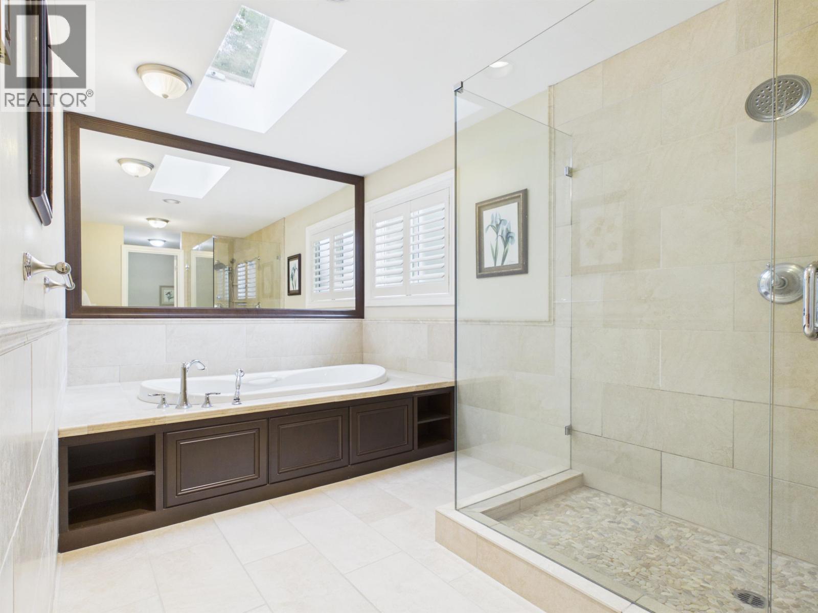 2779 Sylvan Place, Coquitlam, British Columbia  V3C 5A6 - Photo 30 - R3158485