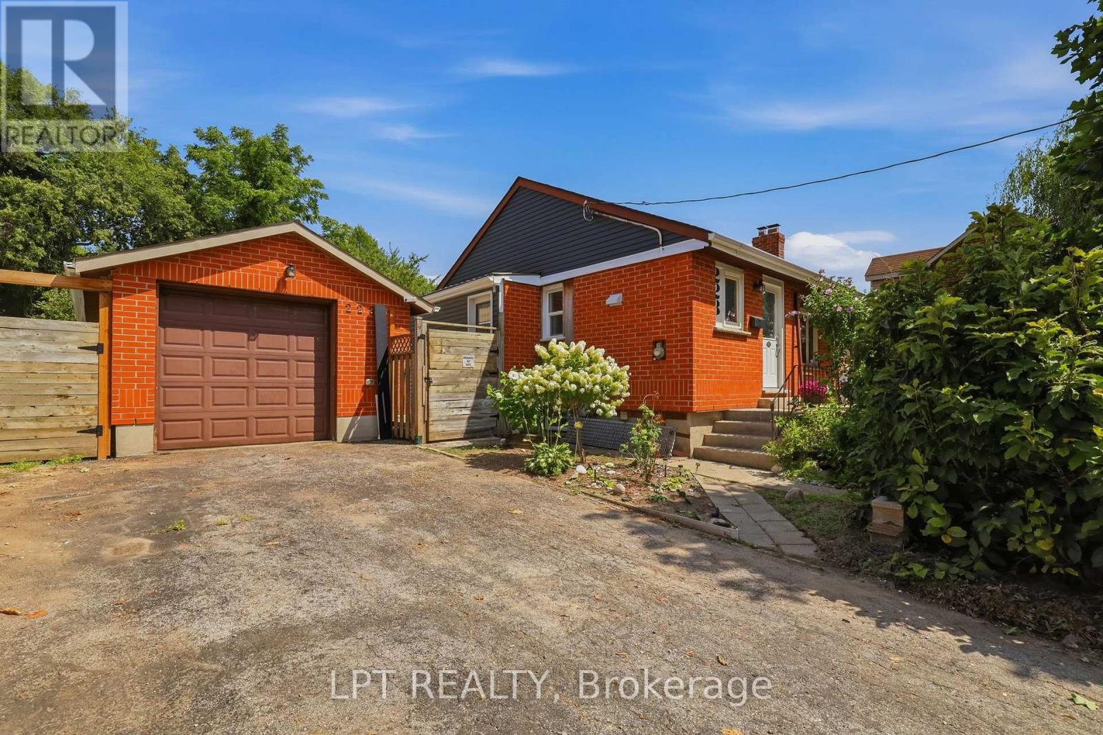 228 HIGHBURY AVENUE N, London East, Ontario