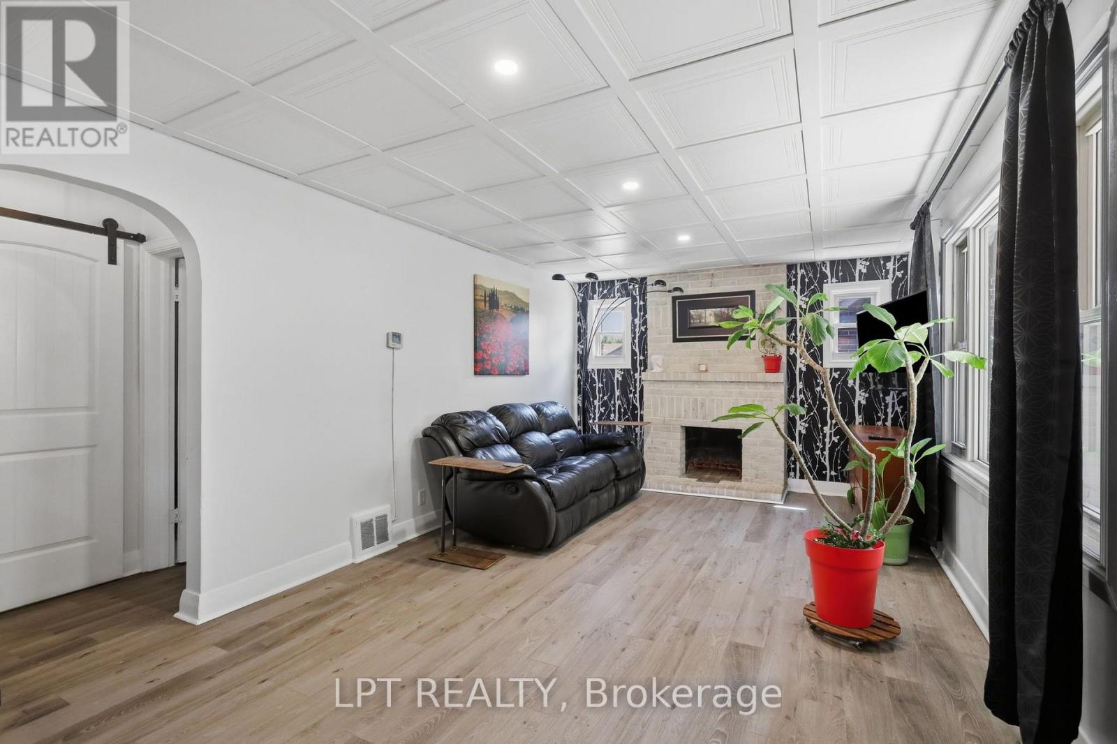228 Highbury Avenue N, London East, Ontario  N5Z 2W7 - Photo 10 - X13708936