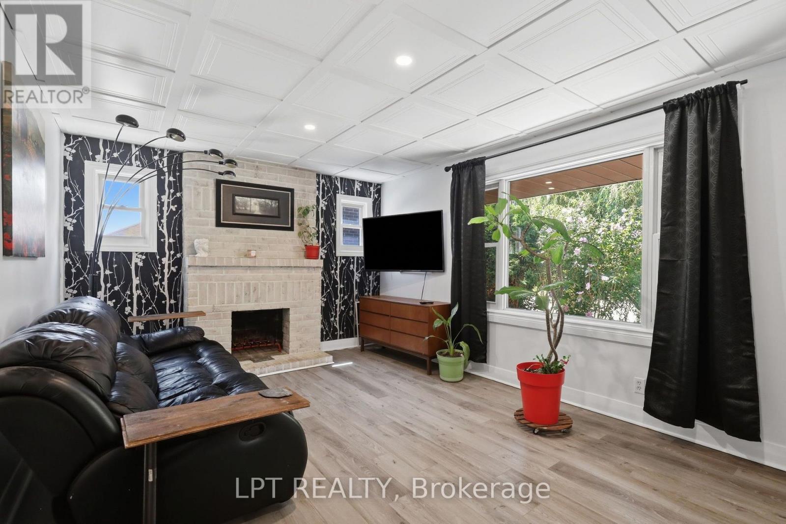 228 Highbury Avenue N, London East, Ontario  N5Z 2W7 - Photo 11 - X13708936