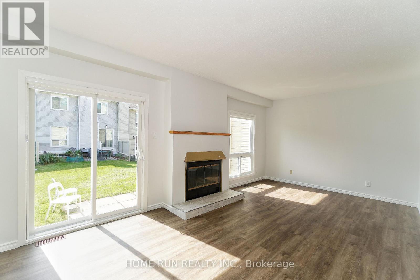 A - 28 Castlebrook Lane, Ottawa, Ontario  K2G 5G5 - Photo 11 - X13708934