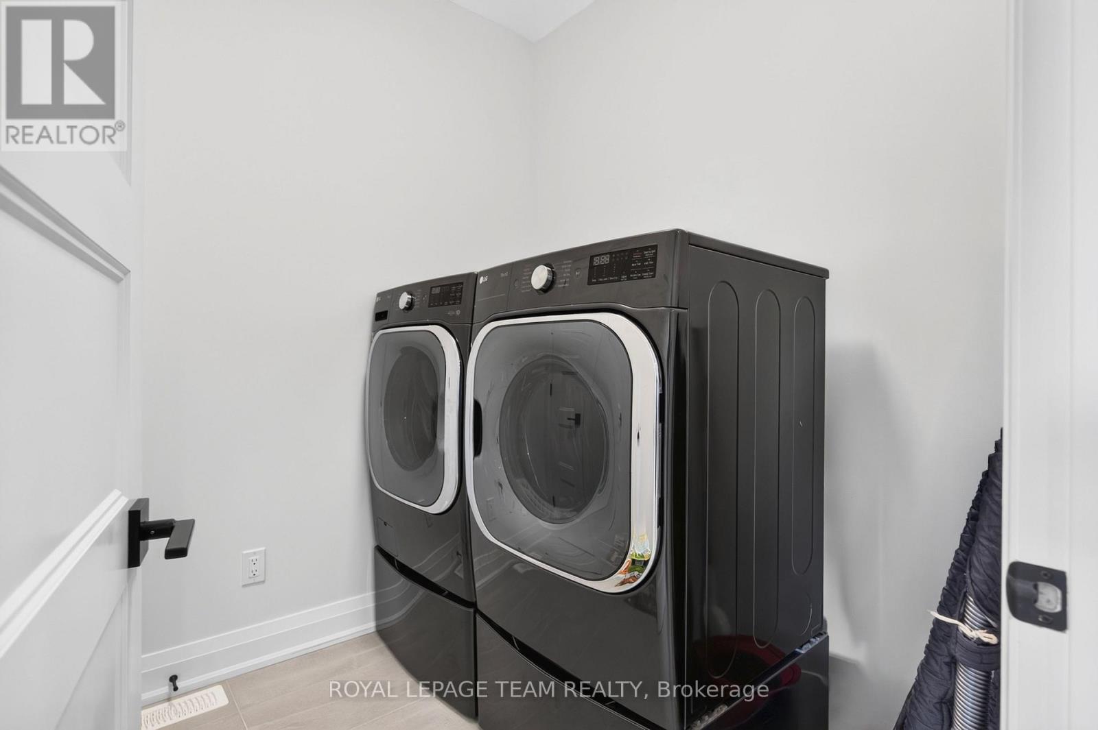 816 Namur Street, Russell, Ontario  K0A 1W0 - Photo 28 - X13708950