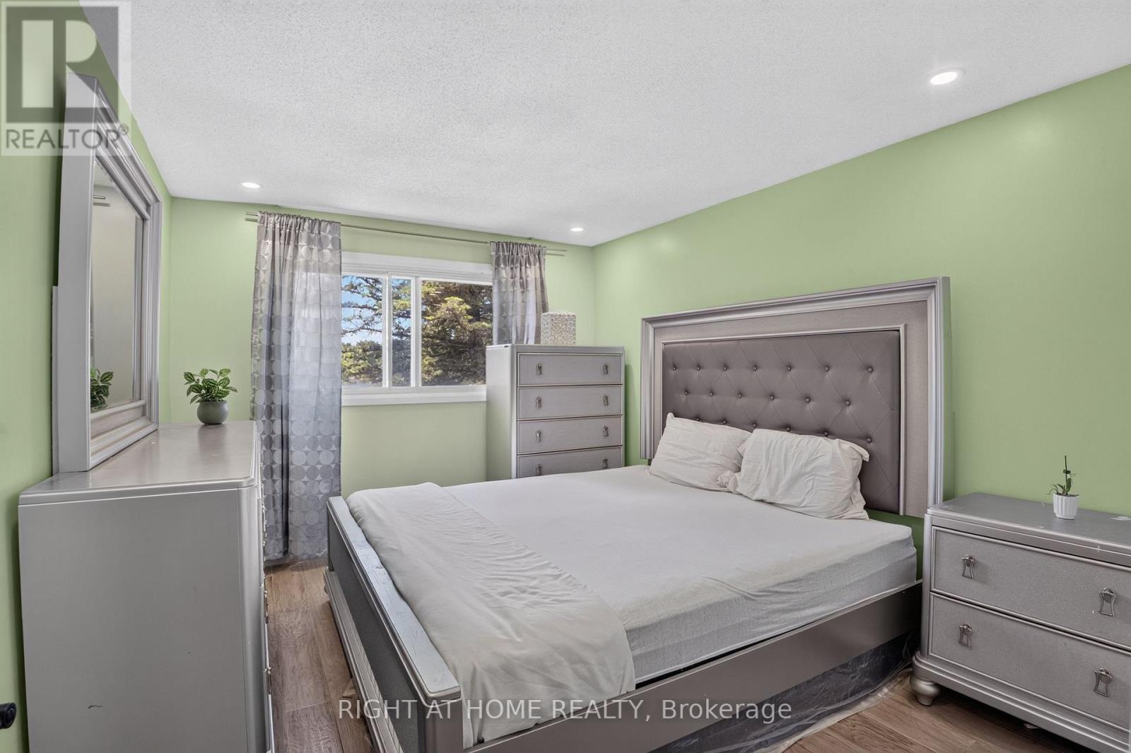 1385 Chartrand Avenue, Ottawa, Ontario  K1E 1H9 - Photo 15 - X13708954