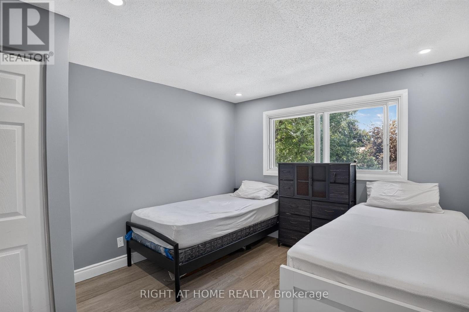 1385 Chartrand Avenue, Ottawa, Ontario  K1E 1H9 - Photo 18 - X13708954