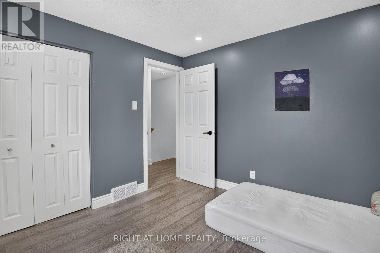 1385 Chartrand Avenue, Ottawa, Ontario  K1E 1H9 - Photo 21 - X13708954