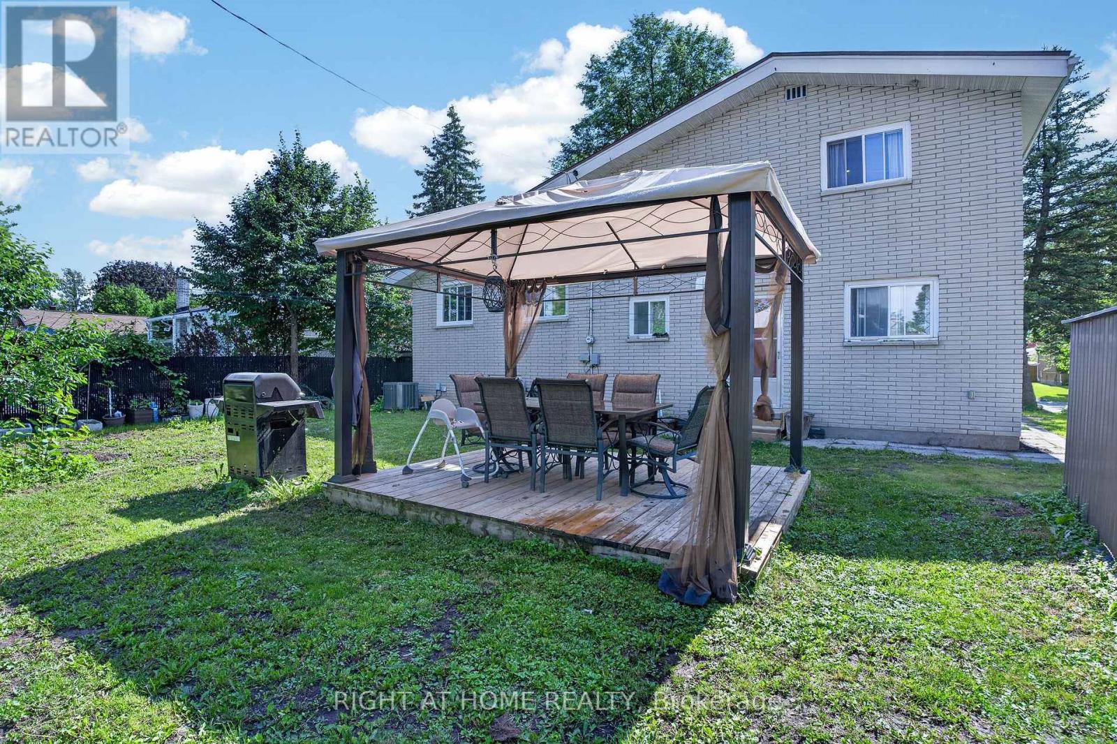 1385 Chartrand Avenue, Ottawa, Ontario  K1E 1H9 - Photo 35 - X13708954