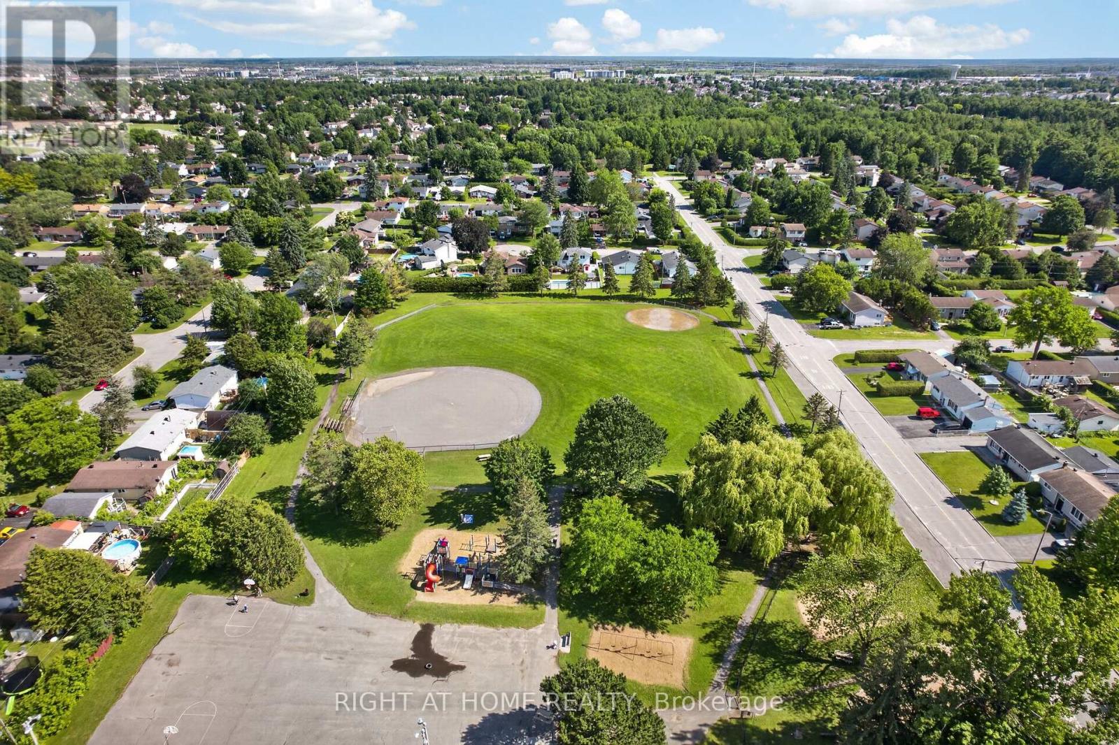 1385 Chartrand Avenue, Ottawa, Ontario  K1E 1H9 - Photo 44 - X13708954