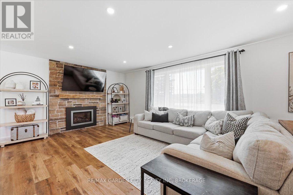 1581 Rice Road, Pelham, Ontario  L0S 1E6 - Photo 9 - X13708944