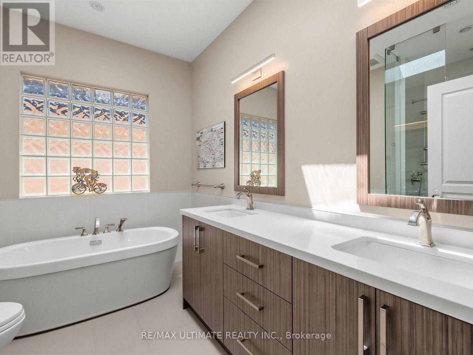 378 Melrose Avenue, Toronto, Ontario  M5M 1Z7 - Photo 15 - C13708942