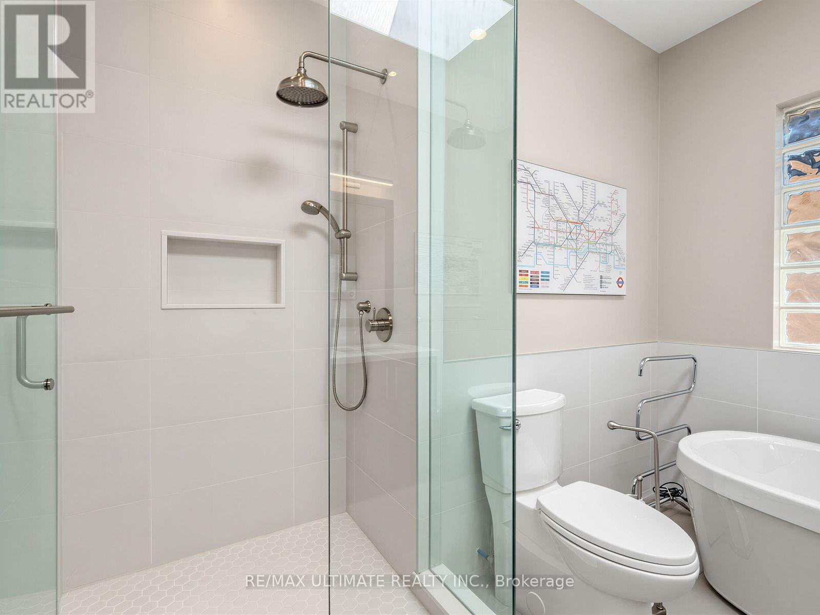 378 Melrose Avenue, Toronto, Ontario  M5M 1Z7 - Photo 17 - C13708942