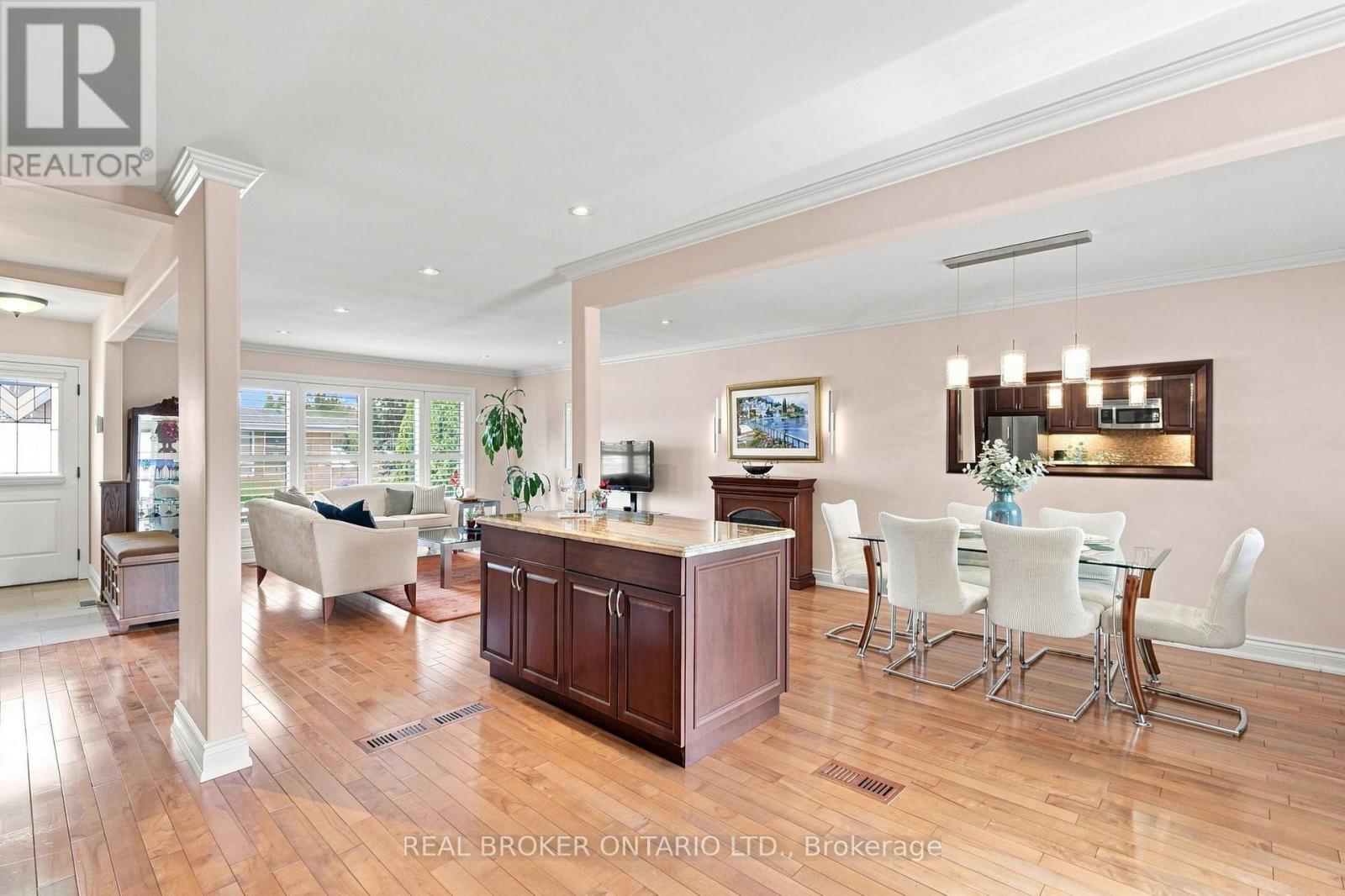 169 Kennard Avenue, Toronto, Ontario  M3H 4M8 - Photo 10 - C13708946