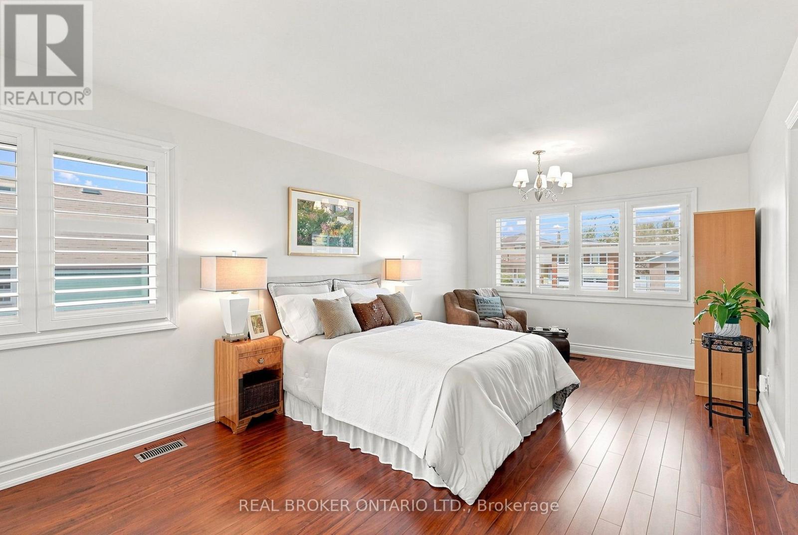 169 Kennard Avenue, Toronto, Ontario  M3H 4M8 - Photo 13 - C13708946