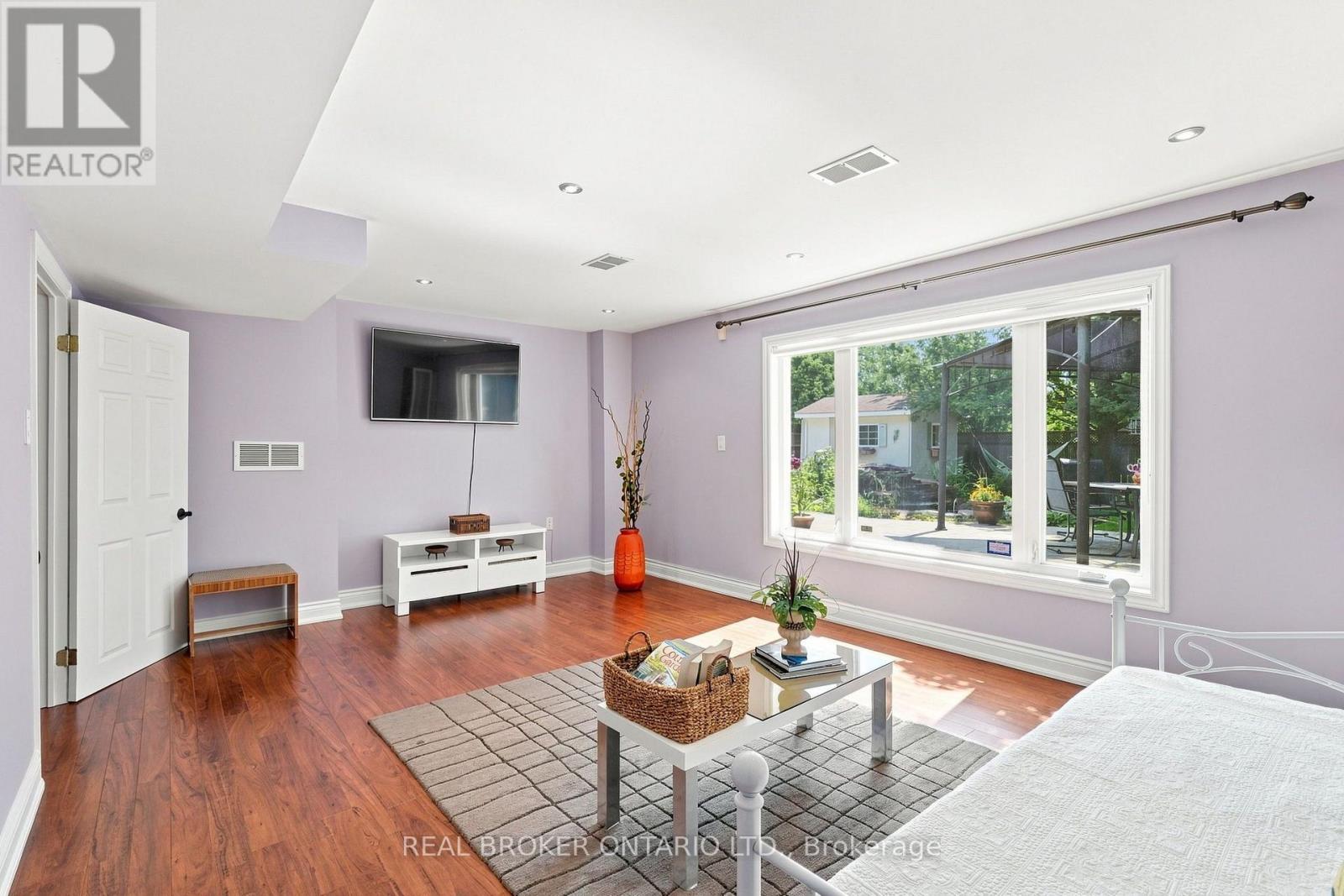 169 Kennard Avenue, Toronto, Ontario  M3H 4M8 - Photo 19 - C13708946
