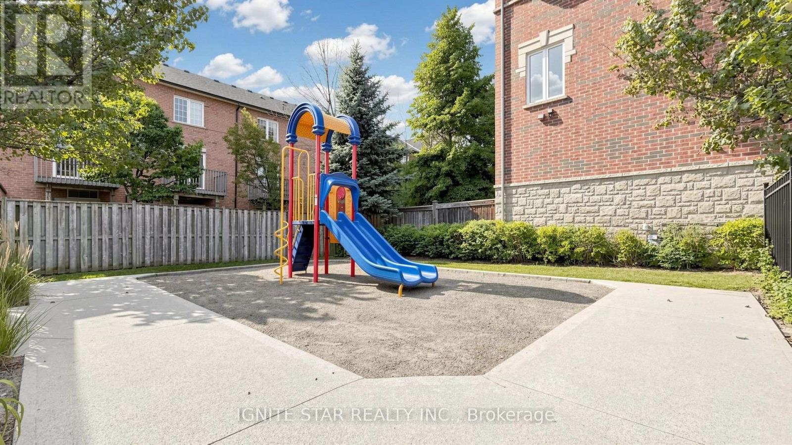 21 - 2600 Glengarry Road, Mississauga, Ontario  L5C 0A2 - Photo 43 - W13708960