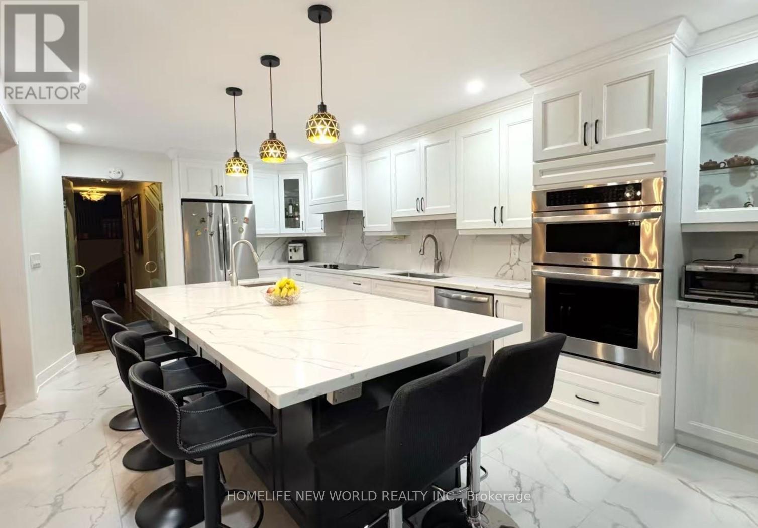 2326 Yorktown Circle, Mississauga, Ontario  L5M 5Y2 - Photo 10 - W13708964