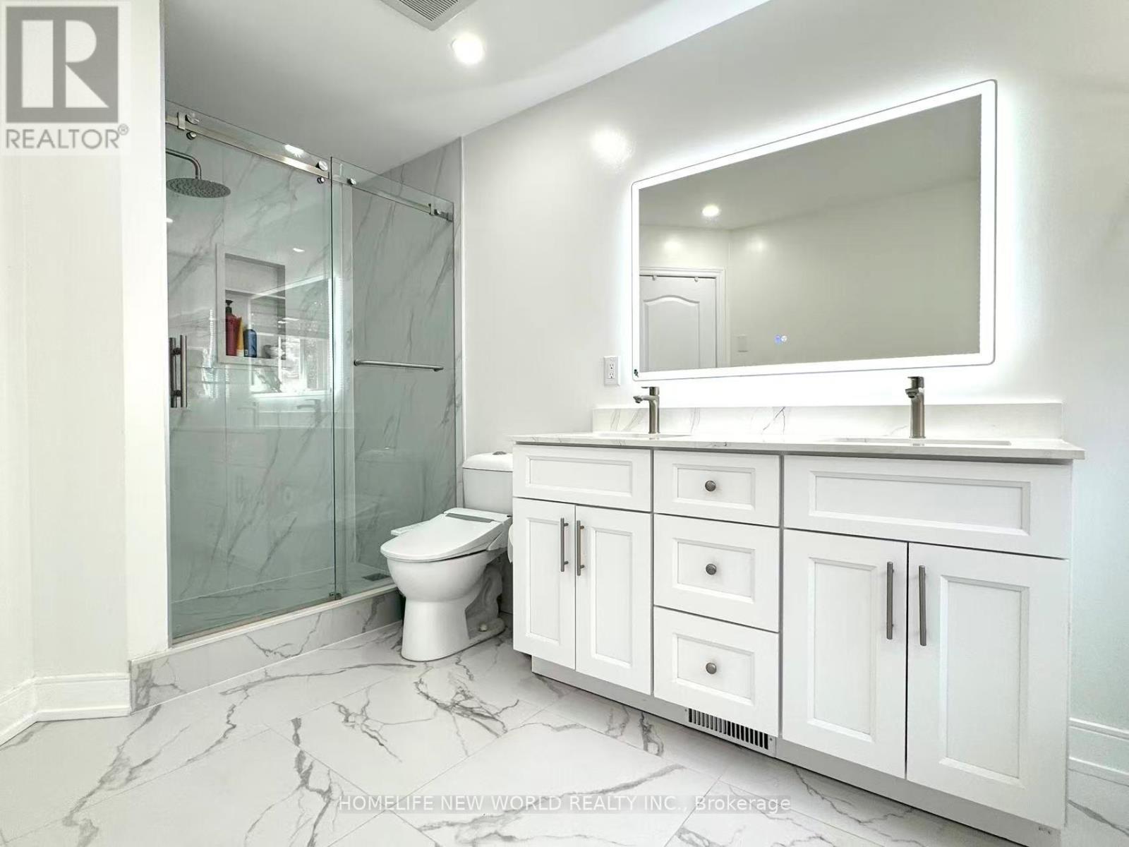 2326 Yorktown Circle, Mississauga, Ontario  L5M 5Y2 - Photo 21 - W13708964