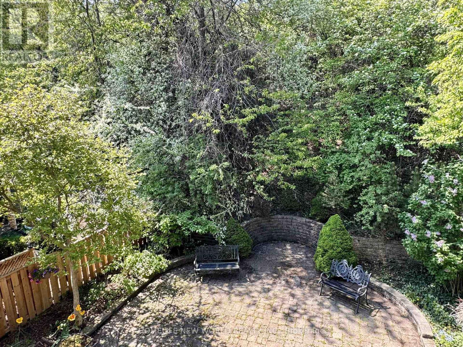 2326 Yorktown Circle, Mississauga, Ontario  L5M 5Y2 - Photo 37 - W13708964