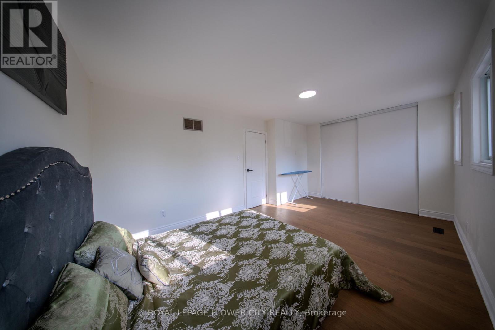 6 Crenshaw Crescent, Brampton, Ontario  L6Z 1W9 - Photo 20 - W13708988