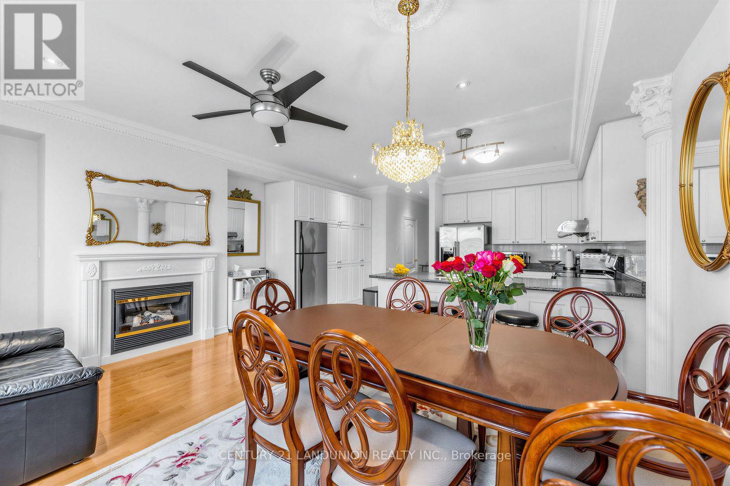 28 Herzberg Gardens, Toronto, Ontario  M3J 3P4 - Photo 12 - W13708990
