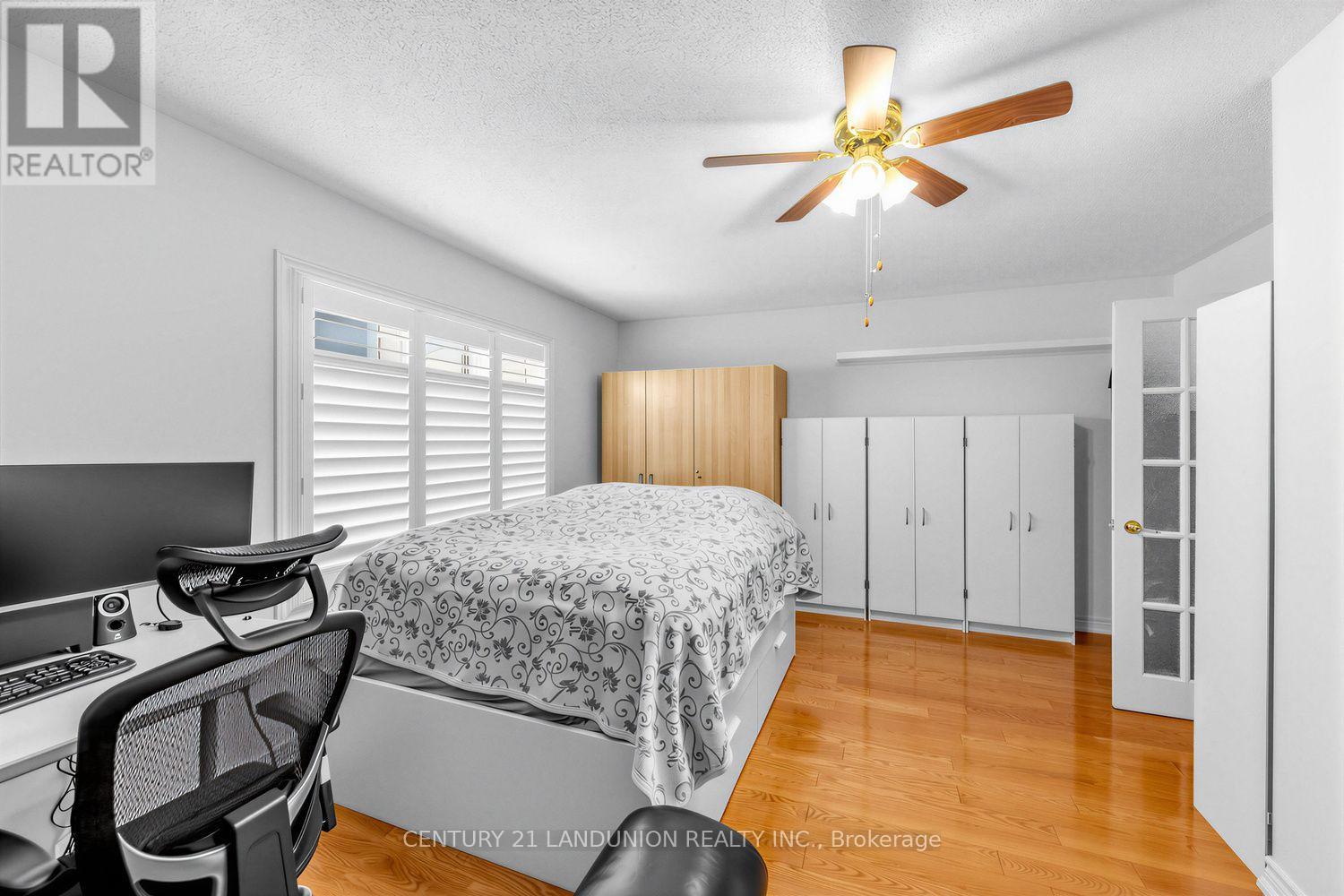 28 Herzberg Gardens, Toronto, Ontario  M3J 3P4 - Photo 22 - W13708990