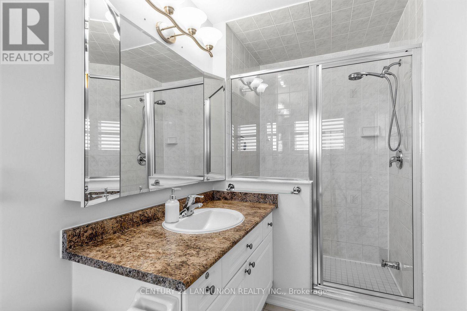 28 Herzberg Gardens, Toronto, Ontario  M3J 3P4 - Photo 27 - W13708990