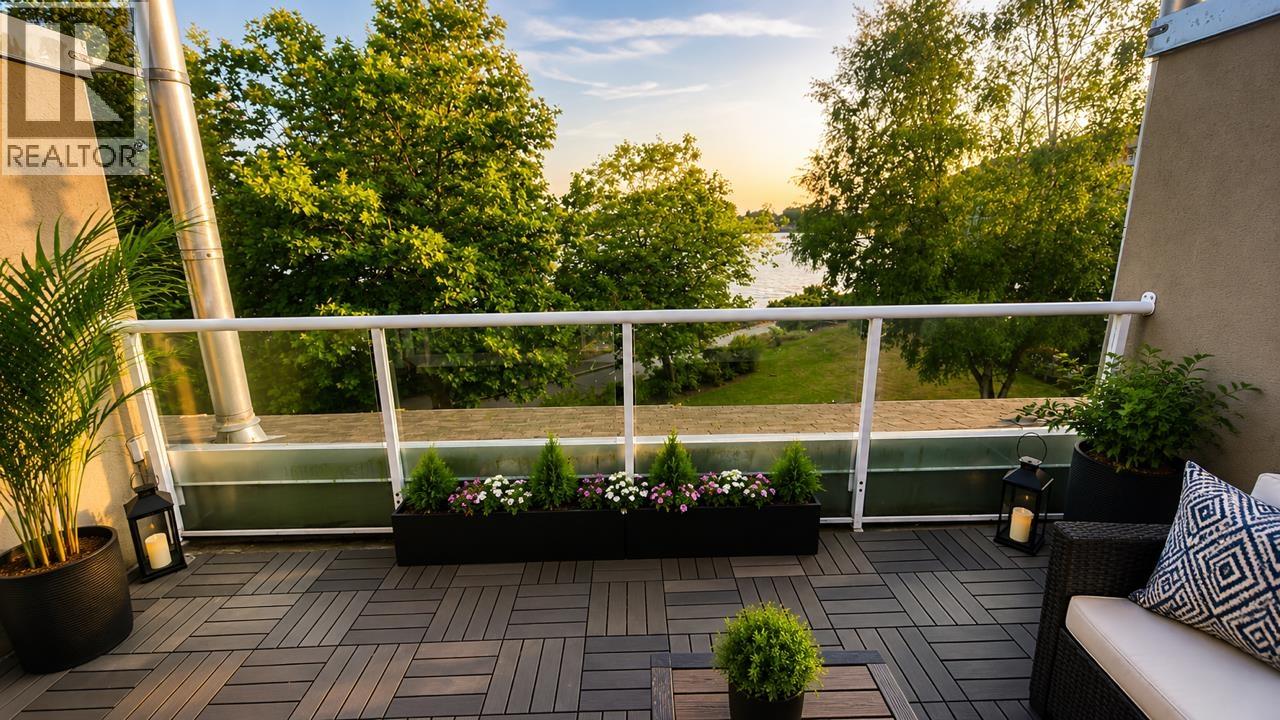2178 E Kent Avenue South, Vancouver, British Columbia  V5P 4X2 - Photo 4 - R3142985