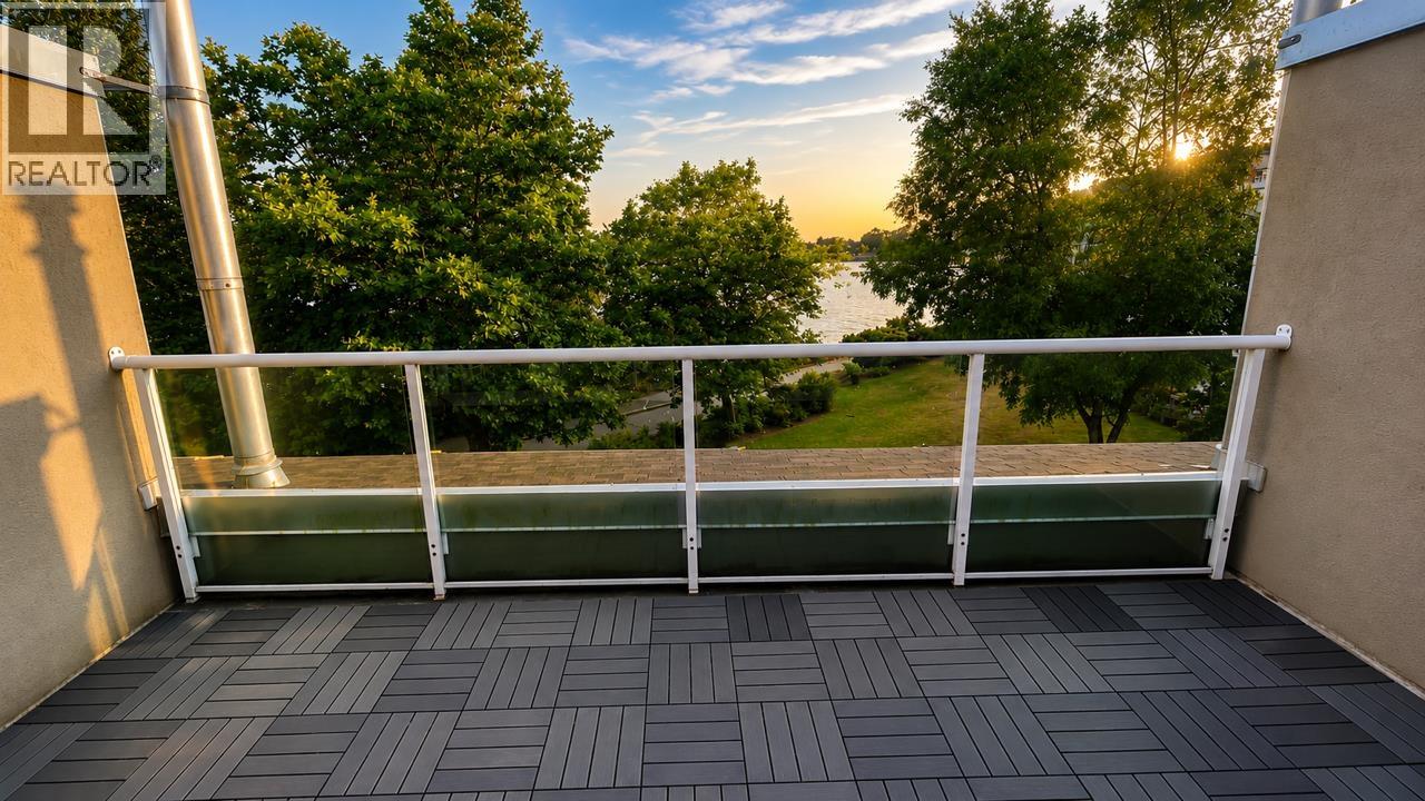 2178 E Kent Avenue South, Vancouver, British Columbia  V5P 4X2 - Photo 5 - R3142985
