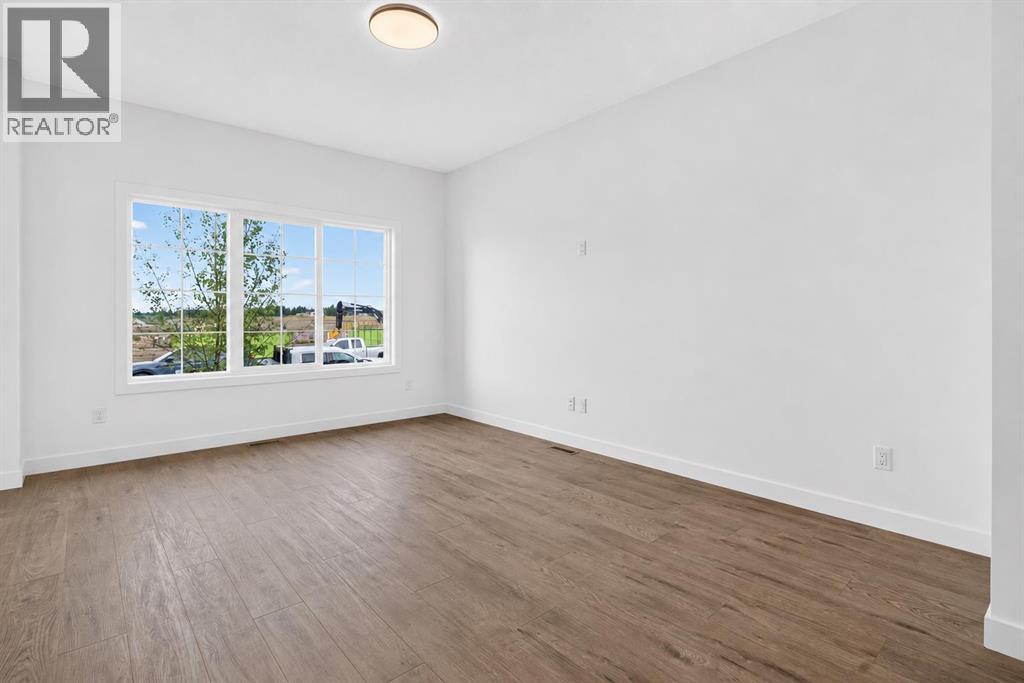 9739 Huxbury Drive Ne, Calgary, Alberta  T2A 8C2 - Photo 5 - A2339909