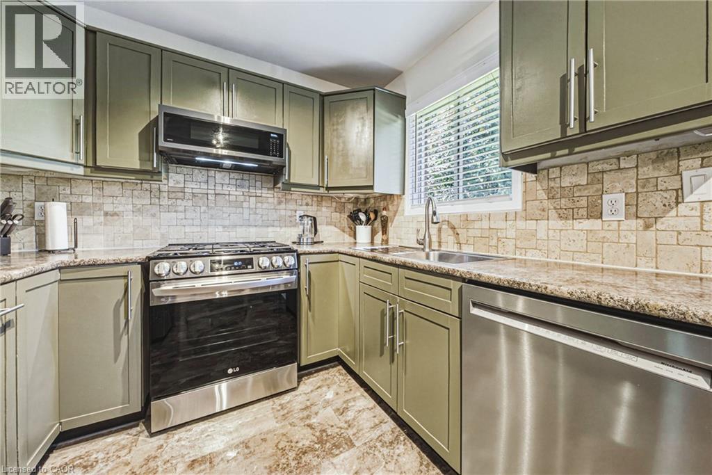 38 Fairgreen Close, Cambridge, Ontario  N1T 1T6 - Photo 15 - 40858028