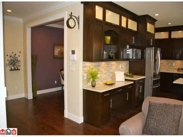21015 80a Avenue, Langley, British Columbia  V2J 0J4 - Photo 3 - R3158144