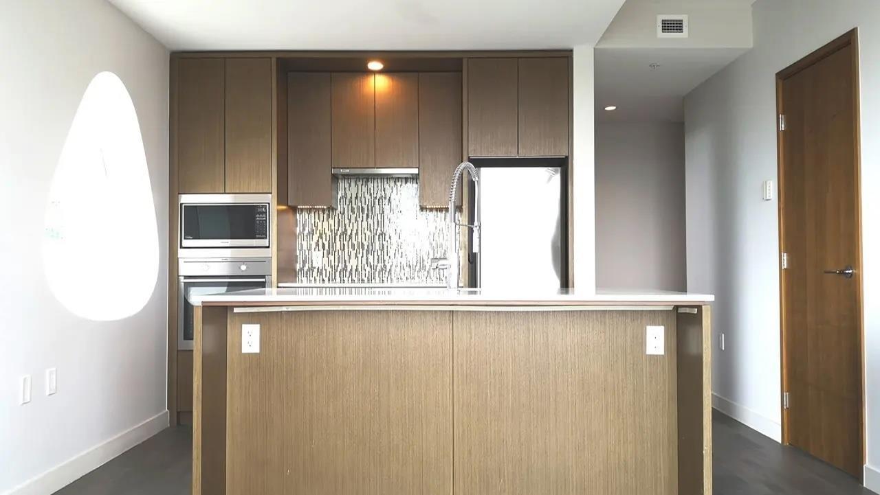 3205 13495 Central Avenue, Surrey, British Columbia  V3T 0K2 - Photo 7 - R3158519