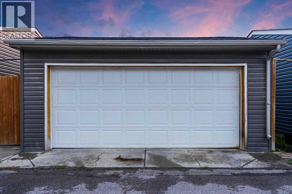 132 Evansborough Way NW, Calgary, Alberta T3P 1B1 - Photo 32 - A2335940